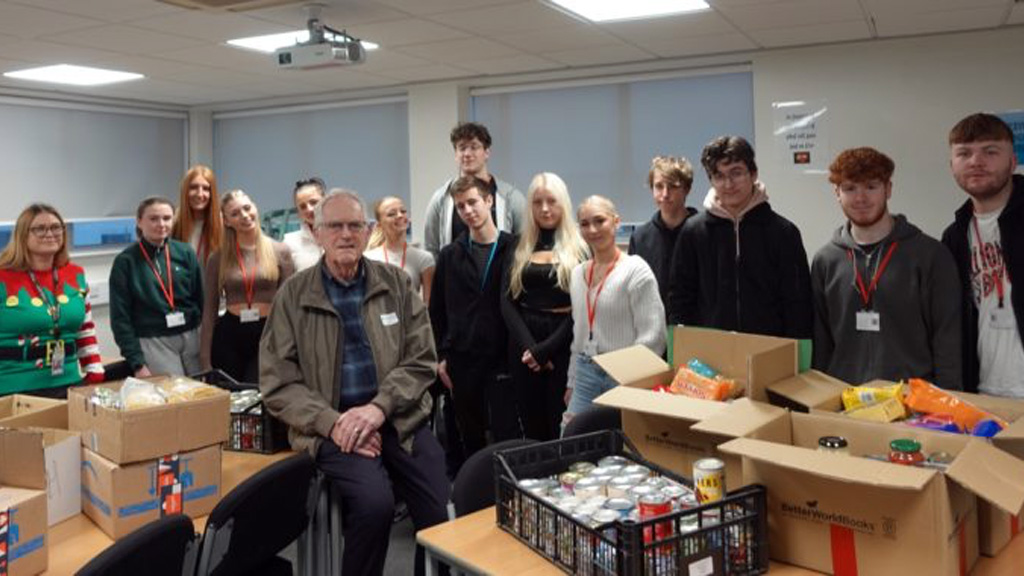 Students with food bank donations 